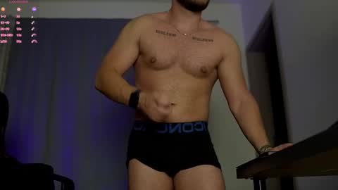 JULiUS   online show from October 15, 10:10 pm