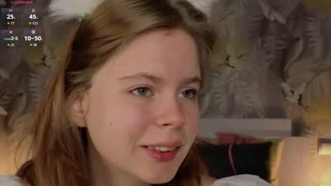 Julie online show from October 10, 5:23 pm