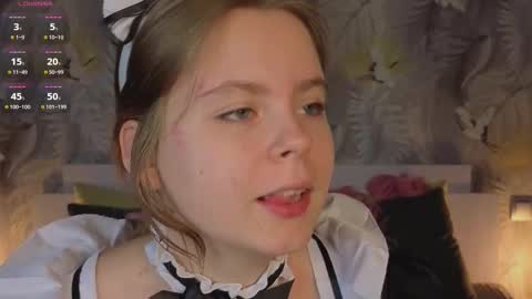 Julie online show from October 15, 5:02 pm