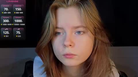 Julie online show from December 22, 4:37 pm