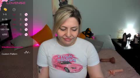 Jully online show from February 26, 3:19 pm