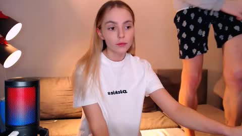 sweet online show from November 21, 8:35 am