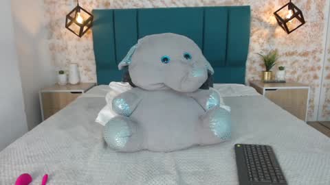 Julietha  online show from January 11, 11:35 pm