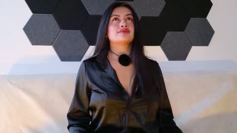 Julietha  online show from February 4, 8:47 pm