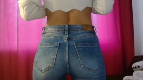 Julyana online show from January 30, 10:40 am