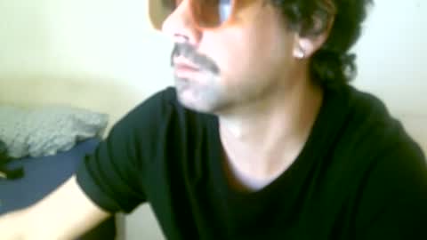 Snapshot of julyandmia chatting on July 26, 3:36 am julyandmia online show from July 26, 3:36 am