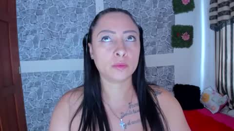 Snapshot of julybravo chatting on September 20, 11:44 am juliana online show from September 20, 11:44 am