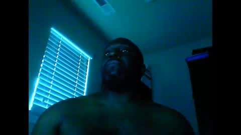 junbug8812 online show from February 3, 1:30 pm