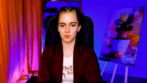 junewoods online show from March 30, 2:40 pm