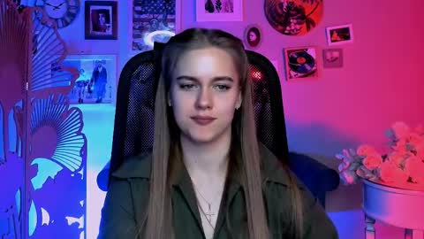 junewoods online show from March 31, 7:31 am