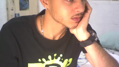 junior6661997martinezortiz online show from February 22, 2:02 am