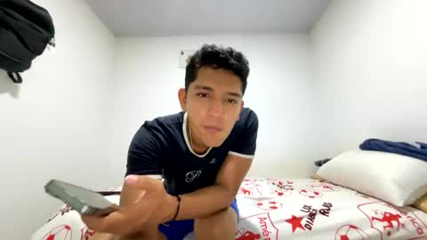 junior_osorio_2 online show from March 3, 3:12 am