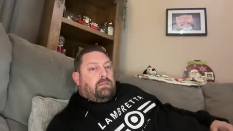 Snapshot of junky345 chatting on December 9, 4:58 pm Junky online show from December 9, 4:58 pm