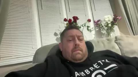 Snapshot of junky345 chatting on February 20, 6:46 pm Junky online show from February 20, 6:46 pm