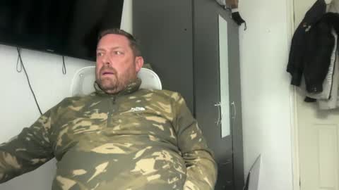 Snapshot of junky345 chatting on October 5, 2:04 pm Junky online show from October 5, 2:04 pm