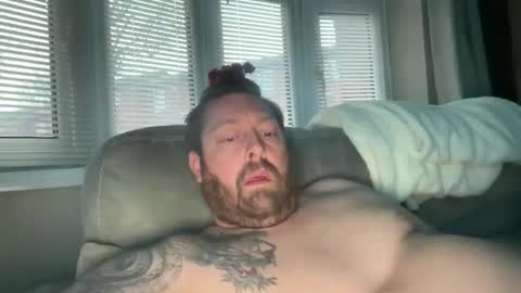 Snapshot of junky345 chatting on January 19, 3:27 pm Junky online show from January 19, 3:27 pm