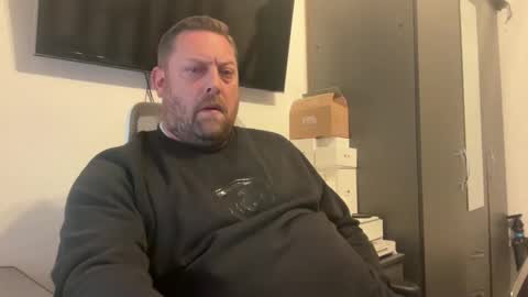 Snapshot of junky345 chatting on February 14, 9:11 pm Junky online show from February 14, 9:11 pm