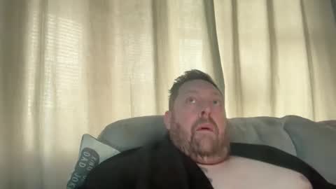 Snapshot of junky345 chatting on February 18, 8:54 am Junky online show from February 18, 8:54 am