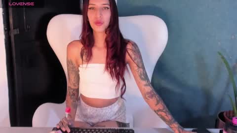 junosomnum online show from February 1, 11:37 pm