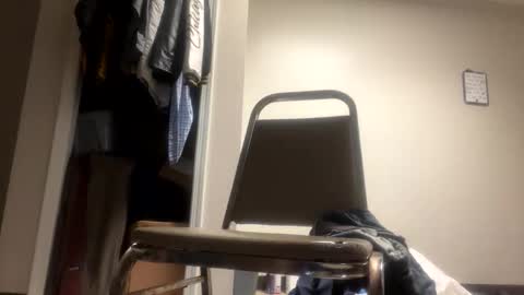 Snapshot of junosphboi chatting on May 13, 6:44 am junosphboi online show from May 13, 6:44 am