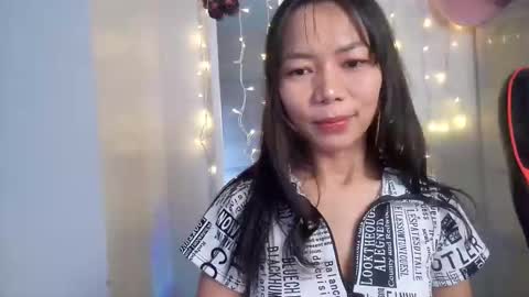 junovaughn online show from October 18, 12:57 am