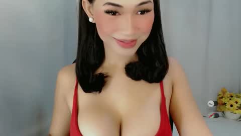 Julia online show from February 15, 2:03 pm