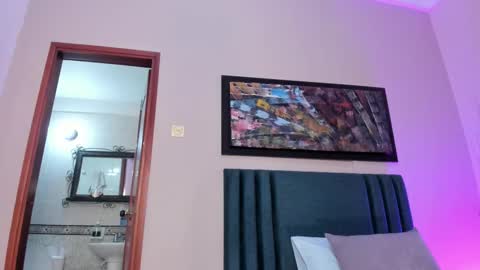 Jupiter Fox online show from February 19, 1:01 am