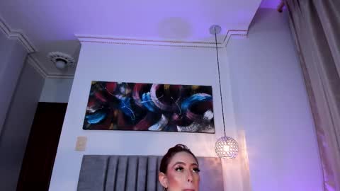 Jupiter Fox online show from March 3, 1:12 am