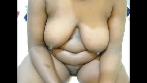 Snapshot of jusst_ayanna chatting on April 27, 9:07 am jusst_ayanna online show from April 27, 9:07 am