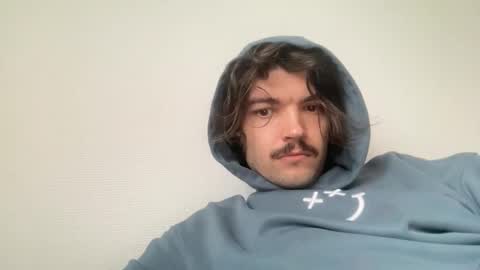 just_a_guy_with_a_big_cock online show from February 2, 9:52 am