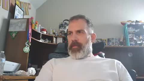 Snapshot of just_chillinwithya chatting on February 25, 7:40 am Your Zaddy online show from February 25, 7:40 am