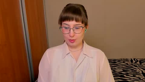 Nika and Mark online show from February 7, 8:12 pm