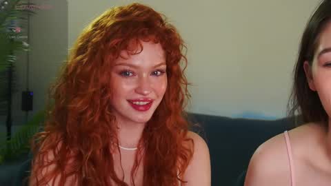 Jeni online show from November 22, 2:16 pm