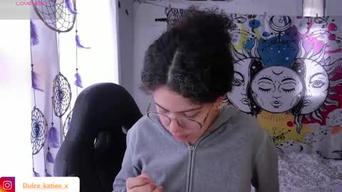 Snapshot of just_katiex chatting on February 28, 1:36 pm Sofia online show from February 28, 1:36 pm