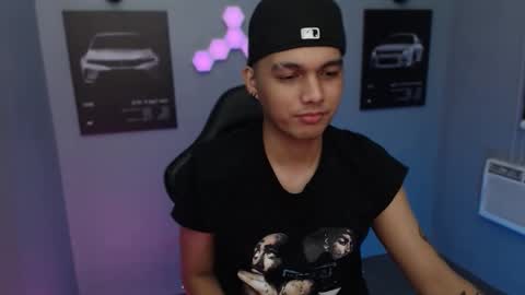 Snapshot of justagamerxxx chatting on September 29, 11:26 am Rhys online show from September 29, 11:26 am