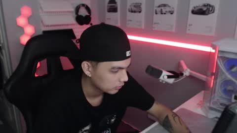 Rhys online show from December 22, 8:28 pm