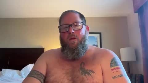 justaguyandnaked online show from November 8, 8:40 pm