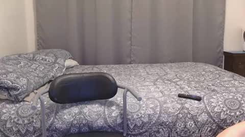 Snapshot of justasexyguyforu chatting on May 1, 9:36 am justasexyguyforu online show from May 1, 9:36 am