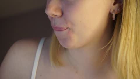 Snapshot of justbarbie chatting on January 29, 7:43 pm Alexa online show from January 29, 7:43 pm