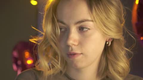 Snapshot of justbarbie chatting on February 7, 8:20 pm Alexa online show from February 7, 8:20 pm