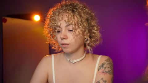 Snapshot of justbarbie chatting on February 16, 3:27 pm Alexa online show from February 16, 3:27 pm