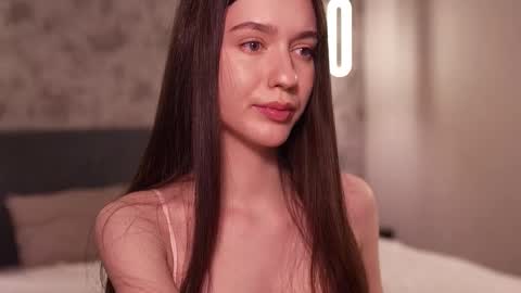 Snapshot of justbarbie_new_ chatting on October 5, 7:56 pm Katarina online show from October 5, 7:56 pm