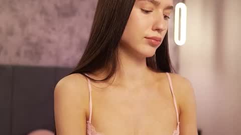 Snapshot of justbarbie_new_ chatting on October 11, 5:44 pm Katarina online show from October 11, 5:44 pm