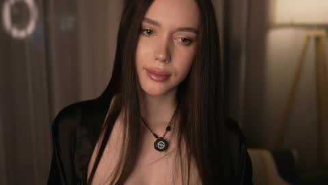 Snapshot of justbarbie_new_ chatting on May 17, 6:26 pm Katarina online show from May 17, 6:26 pm