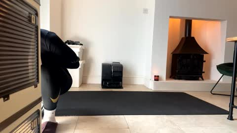 Snapshot of justbecauseiloveit chatting on January 9, 11:46 am Billie B William online show from January 9, 11:46 am