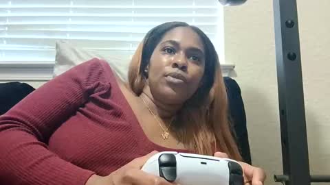 Snapshot of justfuckn chatting on December 17, 4:11 pm LOYALTY online show from December 17, 4:11 pm