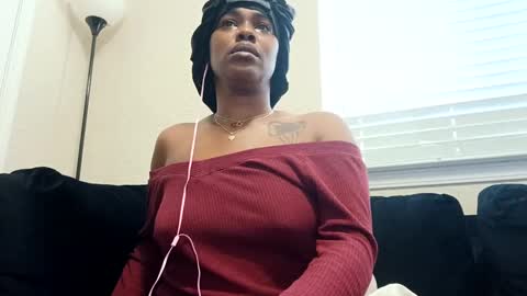 Snapshot of justfuckn chatting on January 8, 6:20 pm LOYALTY online show from January 8, 6:20 pm