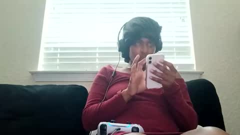 Snapshot of justfuckn chatting on January 8, 9:23 pm LOYALTY online show from January 8, 9:23 pm