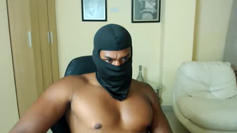 Snapshot of justin__lebron_ chatting on April 20, 8:43 pm justin__lebron_ online show from April 20, 8:43 pm