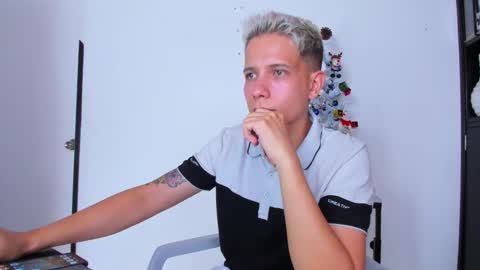 justin_biker online show from November 29, 4:32 pm